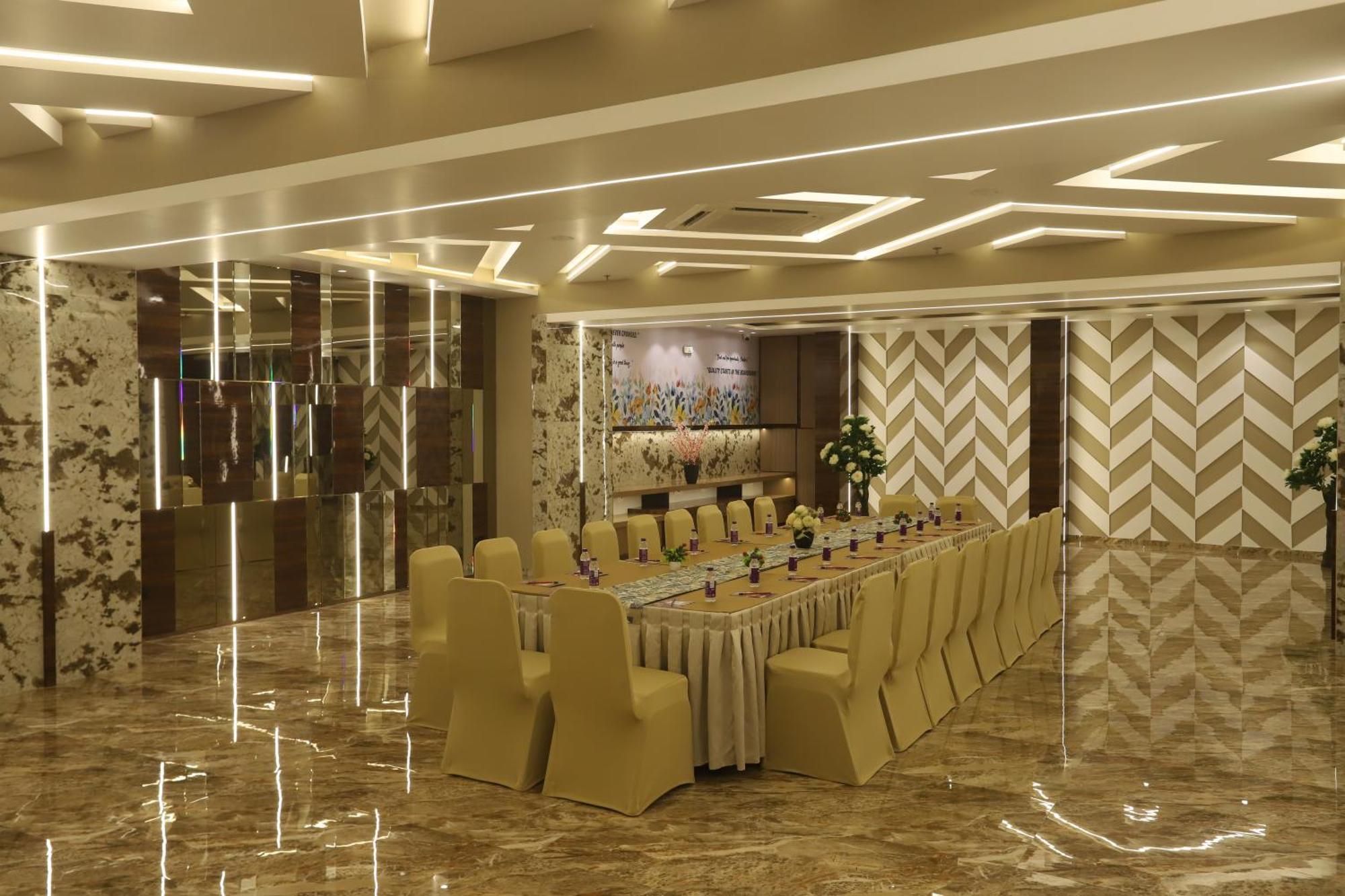 Hotel Auris & Banquets, Mumbai International Airport Εξωτερικό φωτογραφία
